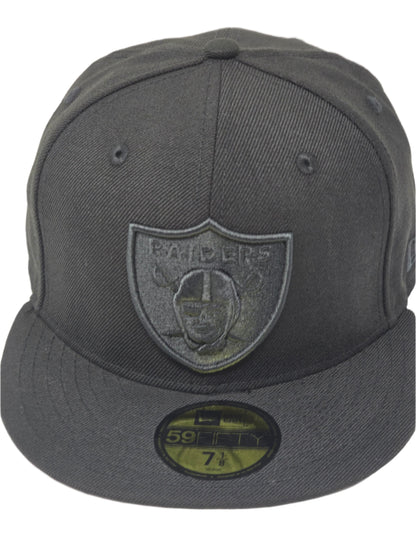 Las Vegas Raiders New Era 59FIFTY Blackout Fitted Hat Authentic Collection