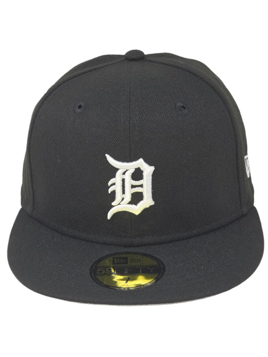 Detroit Tigers New Era 59FIFTY Black Fitted Hat Authentic Collection